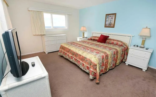 photo 5 of Regency 710 - Two Bedroom Condo