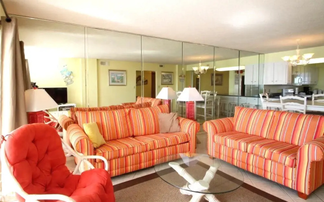 photo 2 of Regency 719 - Two Bedroom Condo