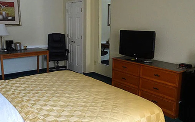 photo 4 of Regency Inn