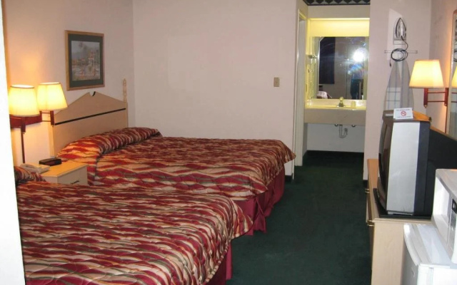 photo 2 of Regency Inn and Suites San Antonio