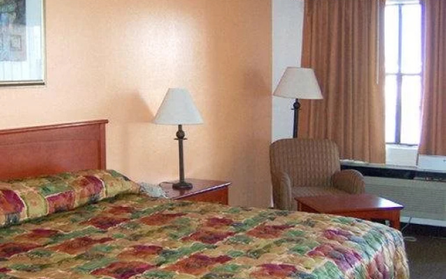 photo 3 of Regency Inn Fairfield