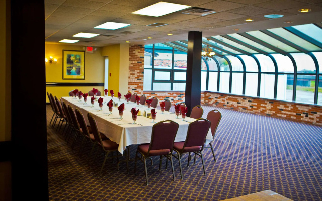photo 4 of Park Plaza Regency Lodge Omaha