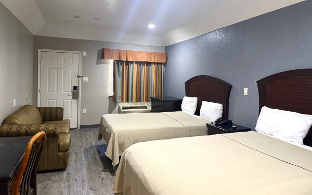 photo 3 of Hotel O Regency Suites Houston - IAH Beltway 8