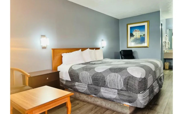 photo 2 of Relax Inn
