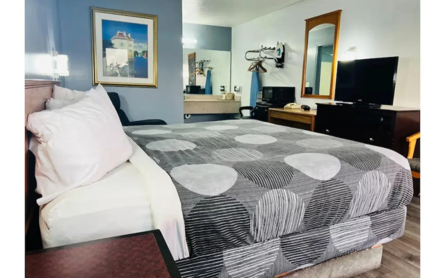 photo 3 of Relax Inn