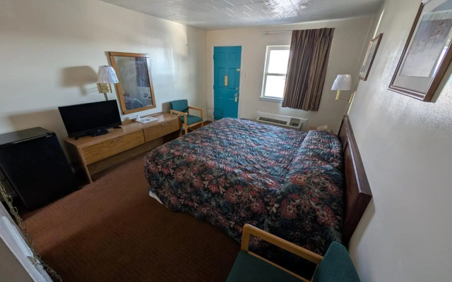 photo 2 of Relax Inn