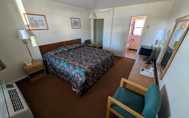 photo 3 of Relax Inn