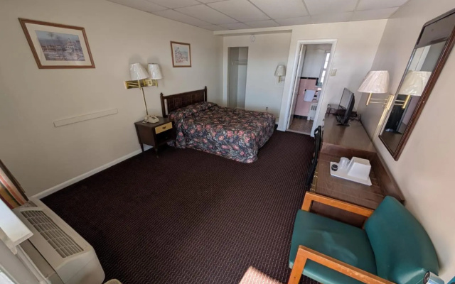 photo 5 of Relax Inn