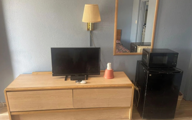 photo 5 of Relax Inn