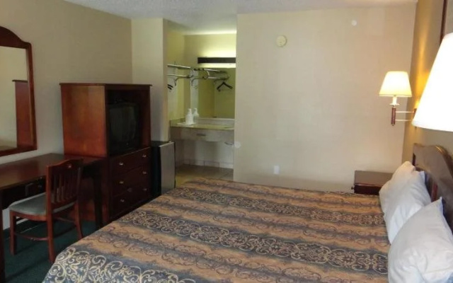 photo 5 of Relax Inn Charlotte