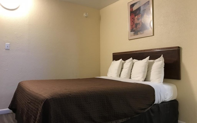 photo 4 of Relax Inn of Medford