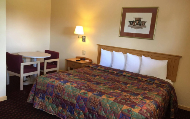 photo 2 of Relax Inn
