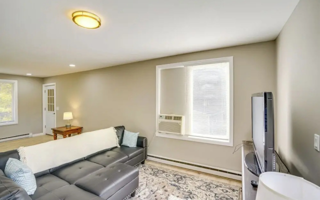 photo 3 of Relaxing Catskills Apt < 3 Mi to Windham Mountain!