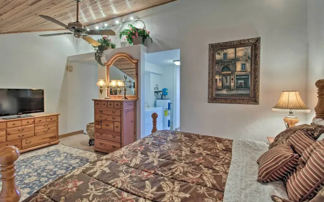 photo 4 of 1 Mi to PGA Golf: Retreat w/ Pool in Palm Beach
