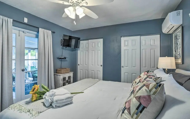 photo 5 of Remodeled St Petersburg Retreat w/ Hot Tub!