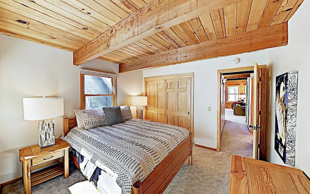 photo 3 of Remodeled Home W/ Shuttle To Northstar Village Home