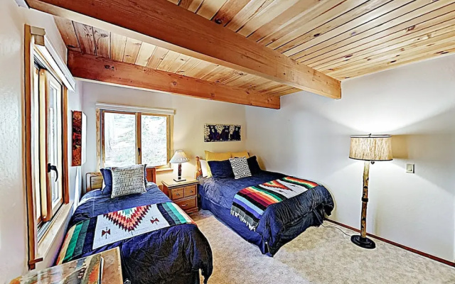 photo 5 of Remodeled Home W/ Shuttle To Northstar Village Home