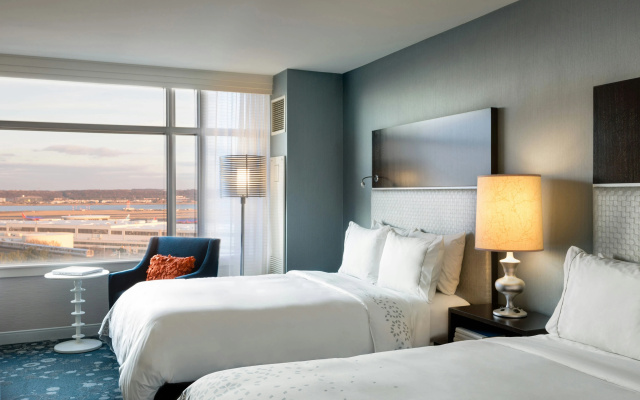photo 4 of Renaissance Arlington Capital View Hotel
