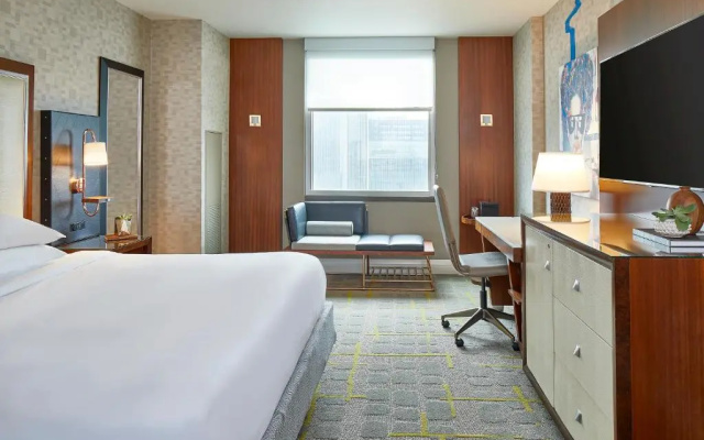 photo 3 of Renaissance Atlanta Midtown Hotel