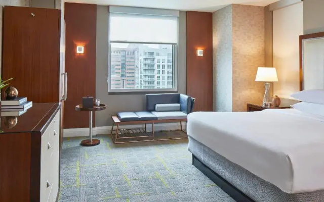 photo 4 of Renaissance Atlanta Midtown Hotel