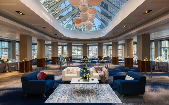 photo 2 of Renaissance Chicago Downtown Hotel