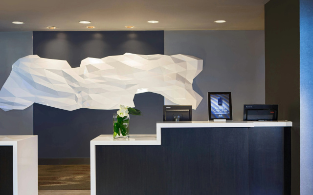 photo 5 of Renaissance Chicago O'Hare Suites Hotel
