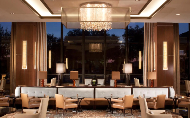 photo 5 of Renaissance Dallas