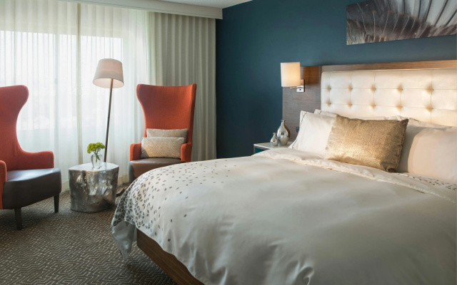 photo 4 of Renaissance Meadowlands Hotel