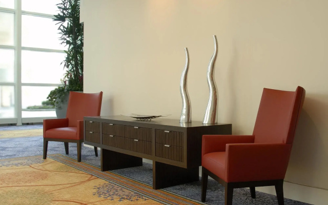 photo 5 of Renaissance Schaumburg Convention Center Hotel