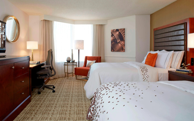 photo 4 of Renaissance St. Louis Airport Hotel