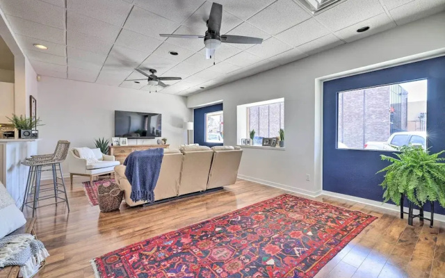 photo 2 of Renovated Dtwn Retreat < 1 Mi to Plaza Park!
