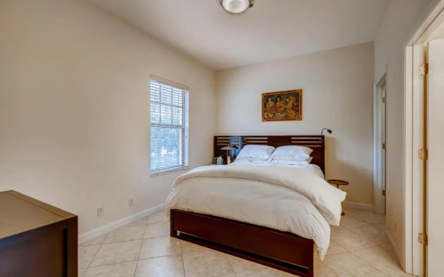 photo 5 of Residence at Rosemary Square