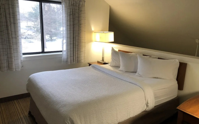 photo 4 of Residence Inn Albany Airport