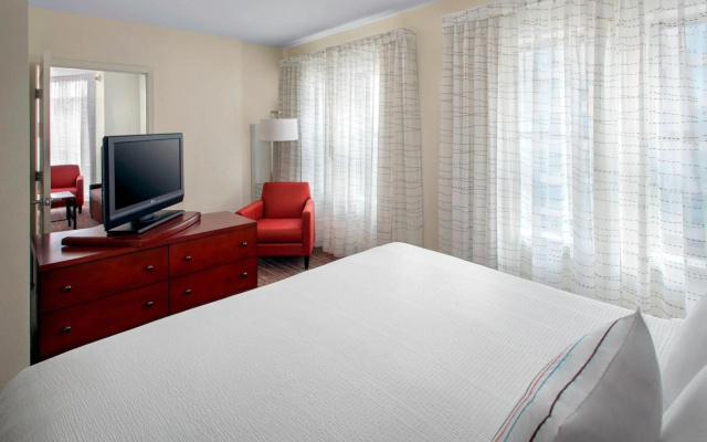 photo 4 of Residence Inn by Marriott Alexandria Old Town South at Carlyle
