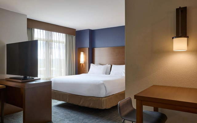 photo 2 of Residence Inn Arlington Capital View