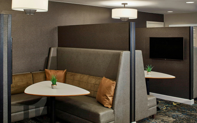 photo 4 of Residence Inn by Marriott Atlanta Airport North/Virginia Ave