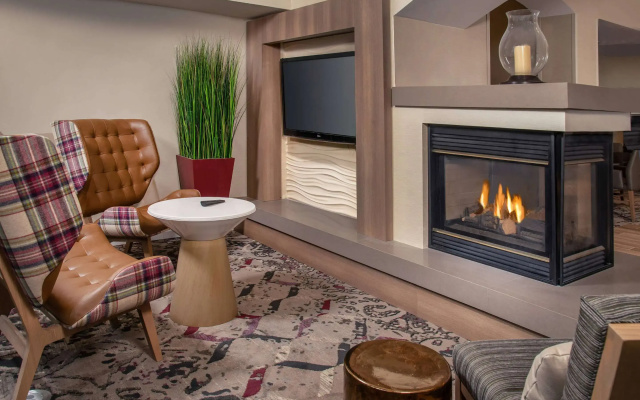 photo 2 of Sonesta ES Suites Baltimore BWI Airport