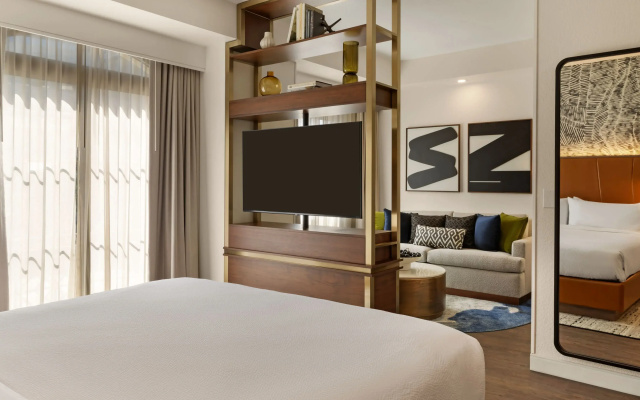 photo 5 of Burton House, Beverly Hills, A Tribute Portfolio Hotel