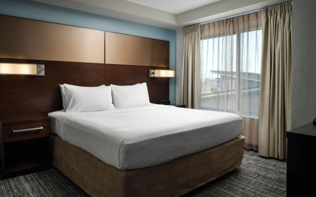 photo 2 of Residence Inn by Marriott Grand Rapids Airport