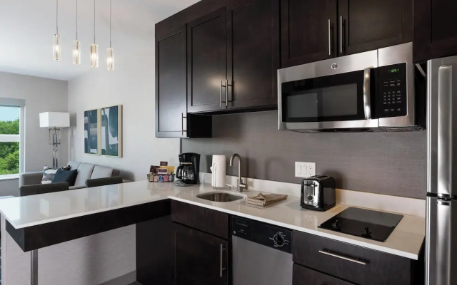 photo 5 of Residence Inn by Marriott Milwaukee Brookfield at Poplar Creek