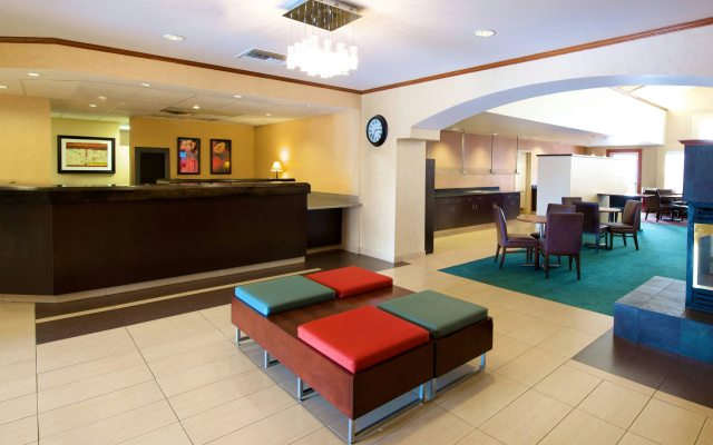 photo 2 of Residence Inn by Marriott Phoenix Airport