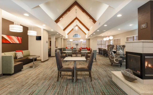 photo 2 of Residence Inn by Marriott Phoenix Chandler Fashion Center