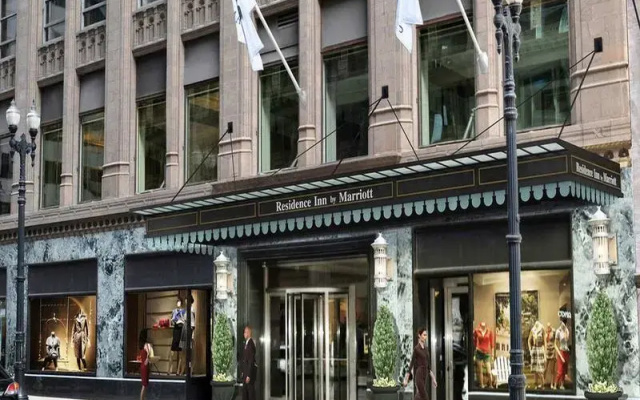 photo 2 of Residence Inn Chicago Downtown/loop