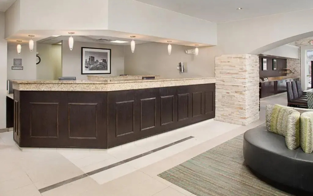 photo 2 of Residence Inn Chicago O'Hare