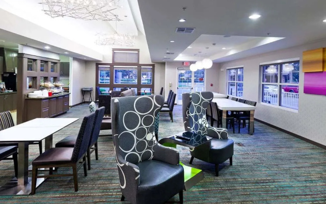 photo 2 of Residence Inn Corona Riverside