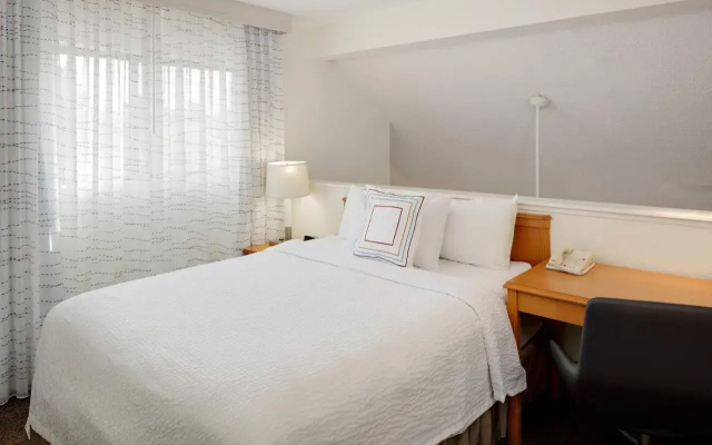 photo 4 of Residence Inn Detroit Troy/Madison Heights
