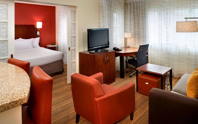 photo 3 of Sonesta ES Suites Detroit Warren