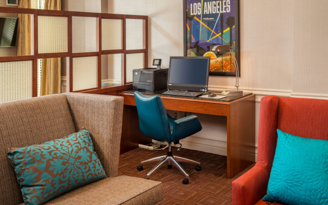 photo 4 of Residence Inn by Marriott Dulles Airport At Dulles 28 Centre