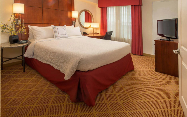 photo 5 of Residence Inn by Marriott Dulles Airport At Dulles 28 Centre