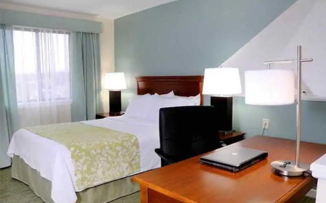 photo 2 of Residence Inn Herndon Reston